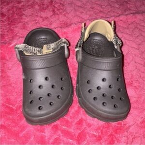 CROCS Kids Black and Tan Slippers